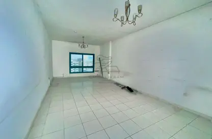 Apartment - 2 Bedrooms - 2 Bathrooms for rent in Um Altaraffa - Al Gharb - Sharjah