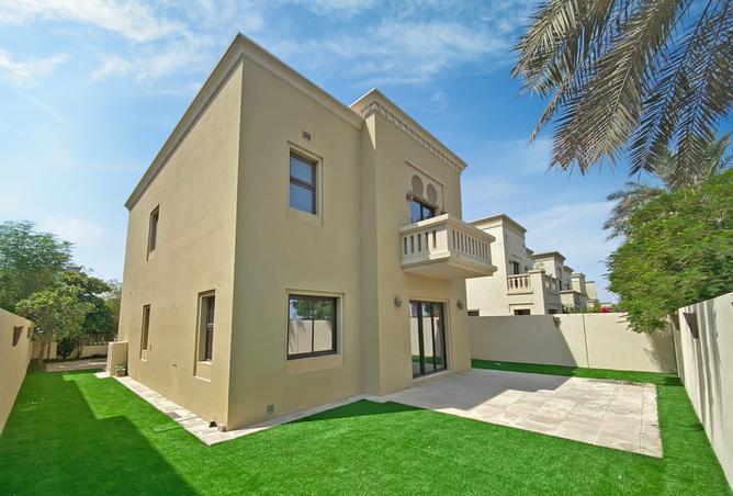 Villa - 4 Bedrooms - 4 Bathrooms for sale in Casa - Arabian Ranches 2 - Dubai