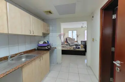 Apartment - 1 Bathroom for rent in Y03 - England Cluster - International City - Dubai