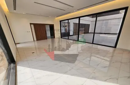 Villa - 4 Bedrooms - 6 Bathrooms for rent in Nad Al Sheba Villas - Nad Al Sheba 3 - Nad Al Sheba - Dubai