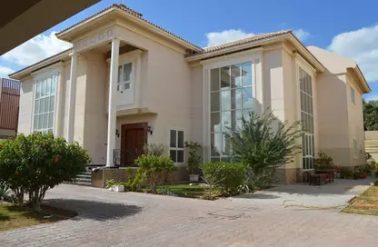 Villa - 5 Bedrooms for rent in Al Barsha 2 - Al Barsha - Dubai