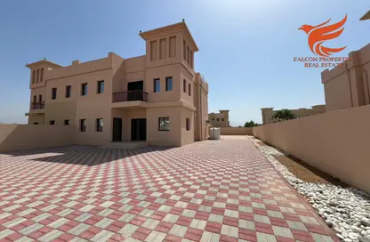 Apartment - 3 Bedrooms - 4 Bathrooms for rent in Seih Al Burairat - Ras Al Khaimah