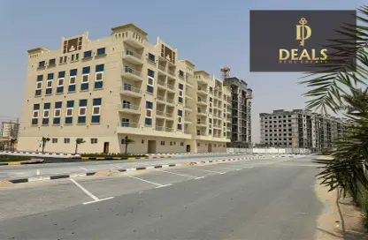 Apartment - 1 Bedroom - 2 Bathrooms for sale in Al Ameera Village - Ajman