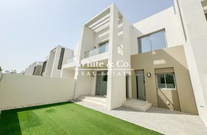 Villa - 3 Bedrooms - 4 Bathrooms for rent in Reem Community - Arabian Ranches 2 - Dubai