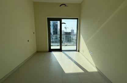 Apartment - 1 Bedroom - 2 Bathrooms for rent in Jumeirah Garden City - Al Satwa - Dubai