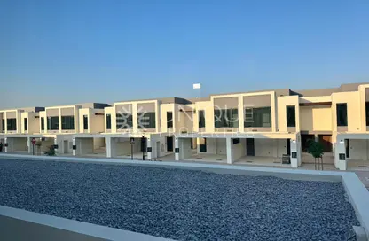 Townhouse - 3 Bedrooms - 3 Bathrooms for rent in Shams Townhouses - Town Square - Dubai