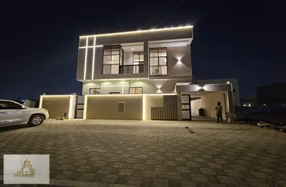 Villa - 4 Bedrooms - 6 Bathrooms for sale in Al Yasmeen 1 - Al Yasmeen - Ajman