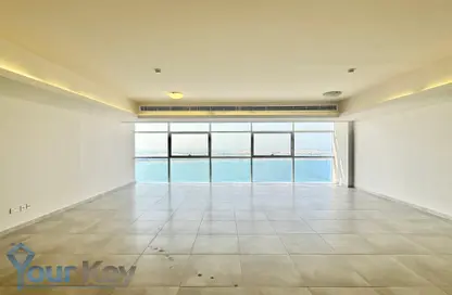 Penthouse - 3 Bedrooms - 4 Bathrooms for rent in Al Falah Tower - Corniche Road - Abu Dhabi