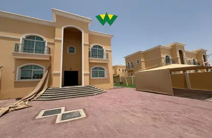 Villa - 5 Bedrooms for rent in Mohamed Bin Zayed City Villas - Mohamed Bin Zayed City - Abu Dhabi