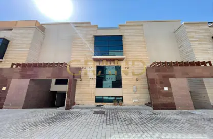 Villa - 5 Bedrooms - 7 Bathrooms for rent in Al Khaleej Al Arabi Street - Al Bateen - Abu Dhabi