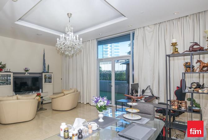 Apartment - 1 Bedroom - 1 Bathroom for sale in Oceana Adriatic - Oceana - Palm Jumeirah - Dubai