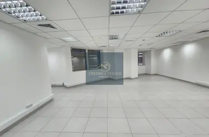 Office Space - Studio - 1 Bathroom for rent in Blue Tower - Sheikh Zayed Road - Dubai