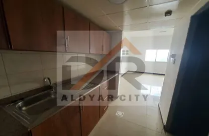 Apartment - 1 Bathroom for rent in Al Rashidiya Towers - Ajman Downtown - Ajman