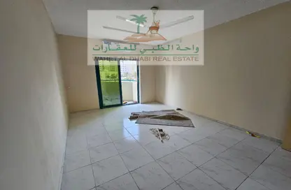 Apartment - 2 Bedrooms - 2 Bathrooms for rent in Budaniq 7 Building - Budaniq - Al Qasimia - Sharjah