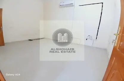 Apartment - 1 Bedroom - 1 Bathroom for rent in Al Muroor Tower - Muroor Area - Abu Dhabi