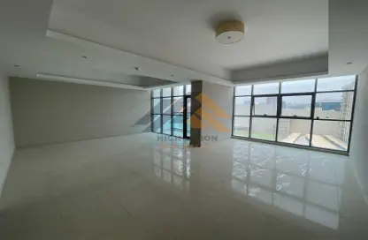 Apartment - 2 Bedrooms - 3 Bathrooms for sale in Gulfa Towers - Al Rashidiya 1 - Al Rashidiya - Ajman