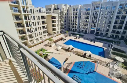 Apartment - 2 Bedrooms - 2 Bathrooms for sale in Hayat Boulevard-1B - Hayat Boulevard - Town Square - Dubai