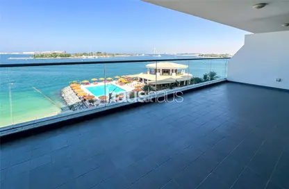 Apartment - 1 Bedroom - 2 Bathrooms for rent in Azure Residences - Palm Jumeirah - Dubai