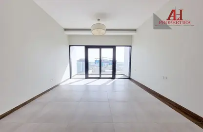 Apartment - 1 Bathroom for rent in SOL Bay - Business Bay - Dubai