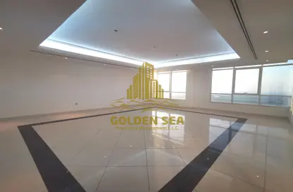 Apartment - 3 Bedrooms - 4 Bathrooms for rent in Cornich Al Khalidiya - Al Khalidiya - Abu Dhabi