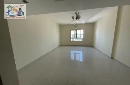 Apartment - 3 Bedrooms - 4 Bathrooms for rent in Al Khan Corniche - Al Khan - Sharjah