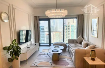 Apartment - 2 Bedrooms - 2 Bathrooms for rent in Burj Royale - Downtown Dubai - Dubai