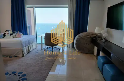 Apartment - 3 Bedrooms - 4 Bathrooms for sale in Fairmont Marina Residences - The Marina - Abu Dhabi