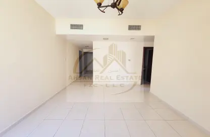 Apartment - 1 Bedroom - 2 Bathrooms for rent in Muwaileh 29 Building - Muwaileh - Sharjah