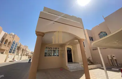 Villa - 3 Bedrooms - 4 Bathrooms for rent in Asharej - Al Ain