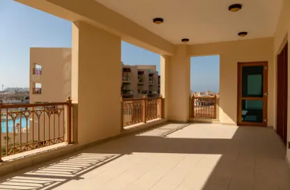 Apartment - 2 Bedrooms - 3 Bathrooms for sale in Marina Residences 6 - Marina Residences - Palm Jumeirah - Dubai