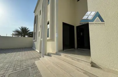 Apartment - 1 Bedroom - 1 Bathroom for rent in Shakhbout City - Abu Dhabi