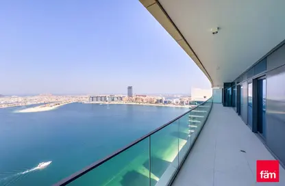 Apartment - 4 Bedrooms - 6 Bathrooms for sale in Beach Vista - EMAAR Beachfront - Dubai Harbour - Dubai