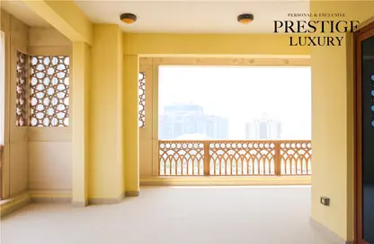 Apartment - 2 Bedrooms - 2 Bathrooms for sale in Marina Residences 6 - Marina Residences - Palm Jumeirah - Dubai