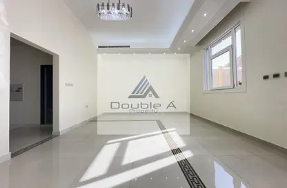 Apartment - 1 Bathroom for rent in Madinat Al Riyad - Abu Dhabi