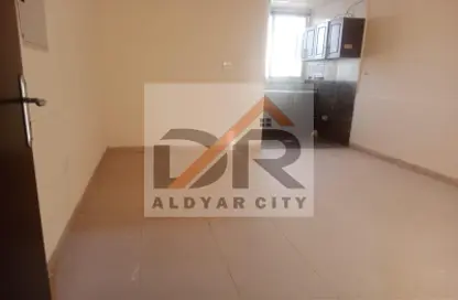 Apartment - 1 Bathroom for rent in Al Rashidiya Towers - Al Rashidiya - Ajman Downtown - Ajman