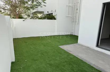 Townhouse - 2 Bedrooms - 4 Bathrooms for rent in Al Ghadeer 2 - Al Ghadeer - Abu Dhabi