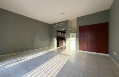 Apartment - 1 Bathroom for rent in Spain Cluster - International City - Dubai