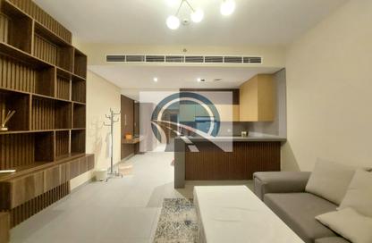 Apartment - 1 Bathroom for rent in Al Mamsha - Muwaileh - Sharjah