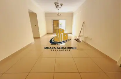 Apartment - 3 Bedrooms - 3 Bathrooms for rent in Muwaileh 3 Building - Muwaileh - Sharjah