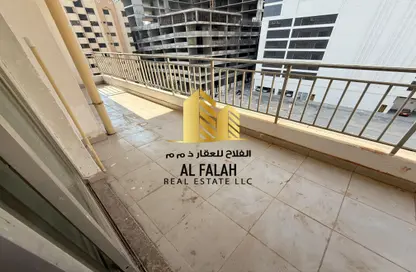 Apartment - 2 Bedrooms - 2 Bathrooms for rent in Jamal Abdul Nasser Street - Al Majaz - Sharjah