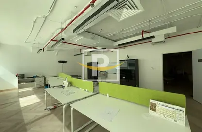 Office Space - Studio - 1 Bathroom for rent in Zumorrodah Building - Al Karama - Dubai