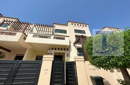 Villa - 5 Bedrooms - 6 Bathrooms for rent in Hills Abu Dhabi - Al Maqtaa - Abu Dhabi