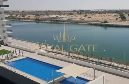 Apartment - 1 Bathroom for rent in Waters Edge - Yas Island - Abu Dhabi