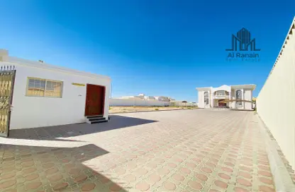 Villa - 6 Bedrooms for rent in Gafat Al Nayyar - Zakher - Al Ain