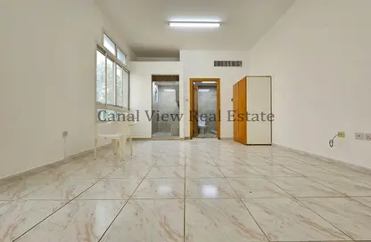 Apartment - 1 Bathroom for rent in Khalifa City A Villas - Khalifa City A - Khalifa City - Abu Dhabi