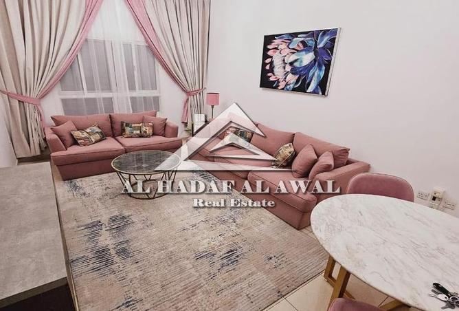 Apartment - 1 Bedroom - 1 Bathroom for rent in Safia Tower - Al Majaz 3 - Al Majaz - Sharjah