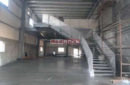 Warehouse - Studio - 3 Bathrooms for rent in Al Khawaneej - Dubai