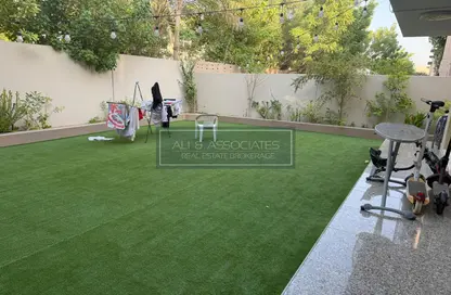 Townhouse - 4 Bedrooms - 4 Bathrooms for sale in Al Zahia - Muwaileh Commercial - Sharjah