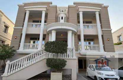 Villa - 5 Bedrooms for sale in Al Forsan Village - Khalifa City - Abu Dhabi