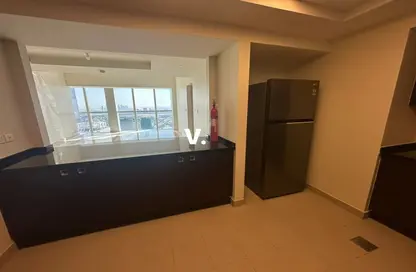 Apartment - 2 Bedrooms - 2 Bathrooms for rent in Sama Tower - Sheikh Zayed Road - Dubai